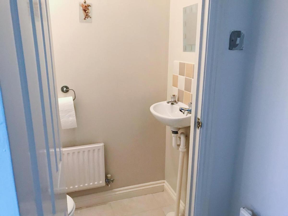 Chani Place Northampton Luaran gambar